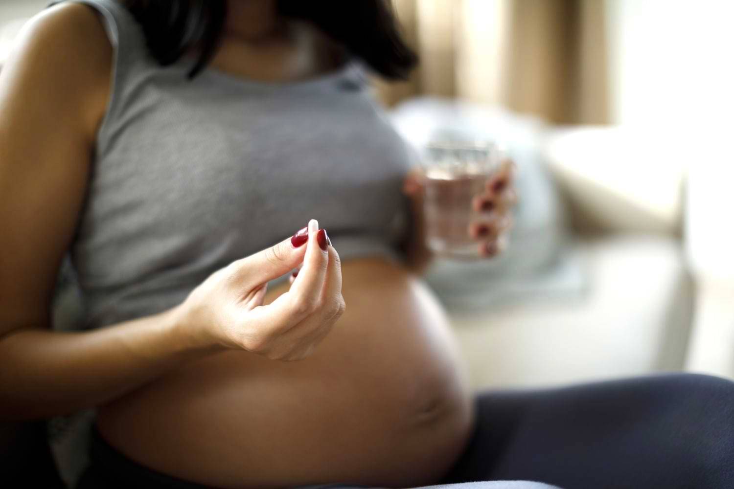 Vitamins Pregnant Women Should Avoid